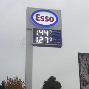 Insegna distriburi benzina  bifacciale  con prezziario a led 2 righe.